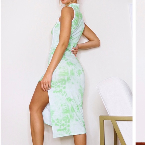 Dress - Picture 3 of 4